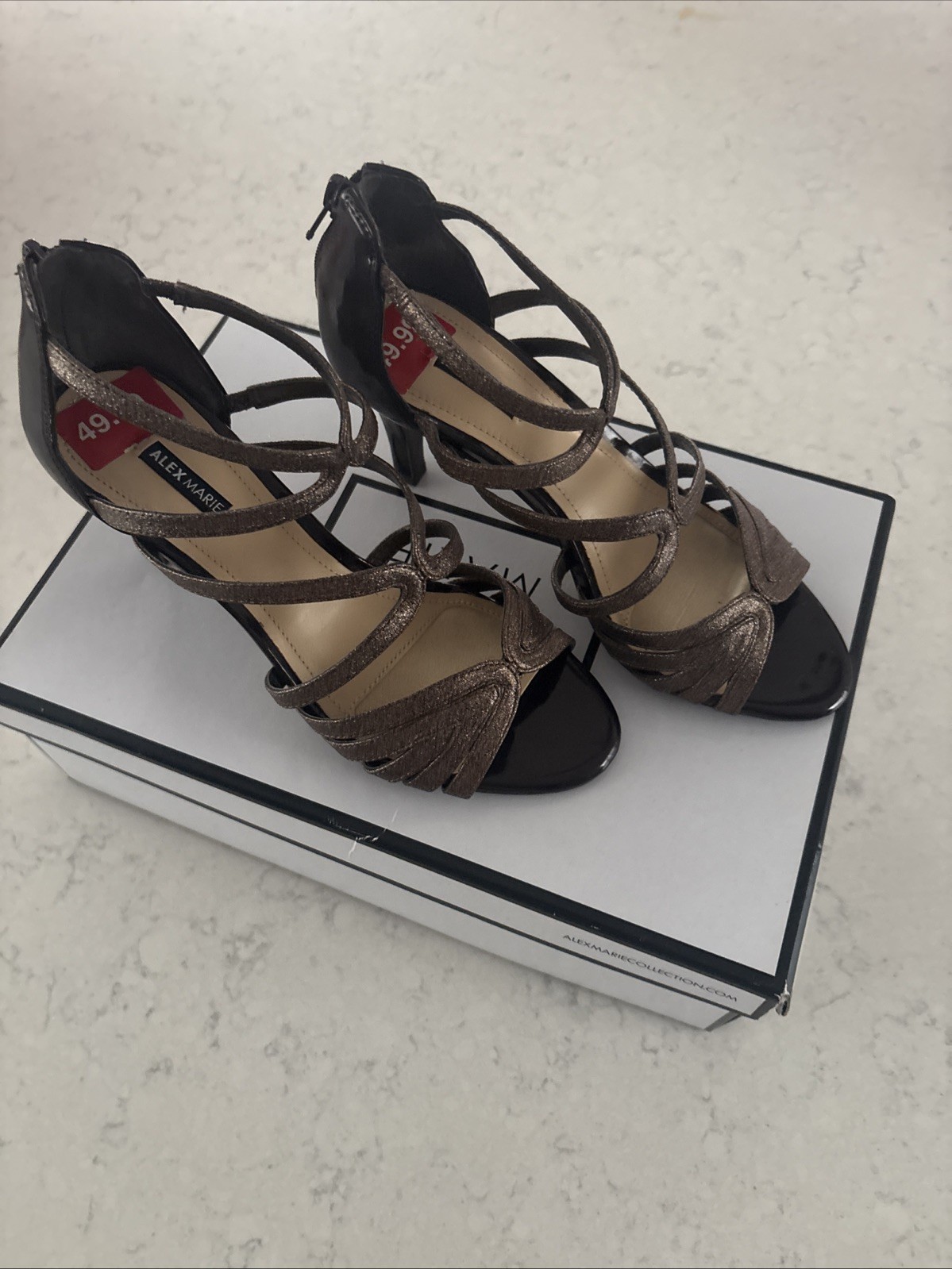 ALEX MARIE Brown Sparkle Heels Shoes Women’s 6 NWT