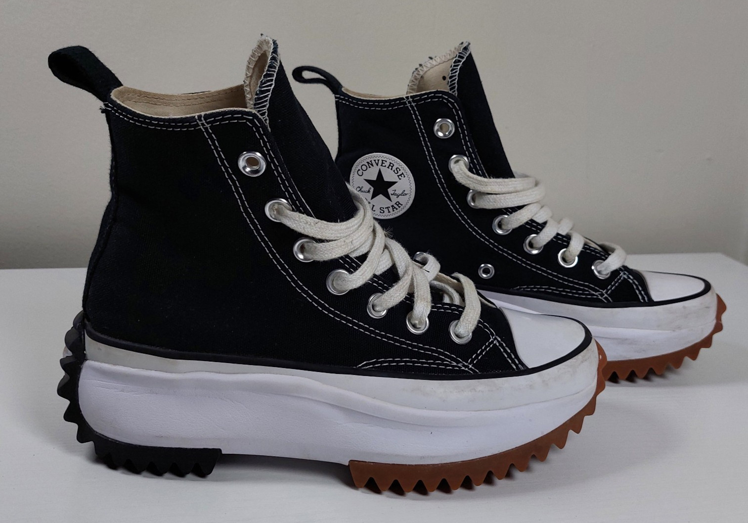 Converse Chuck Taylor Run Star Hike Platform High Top Shoes Women’s 5 Men’s 3.5