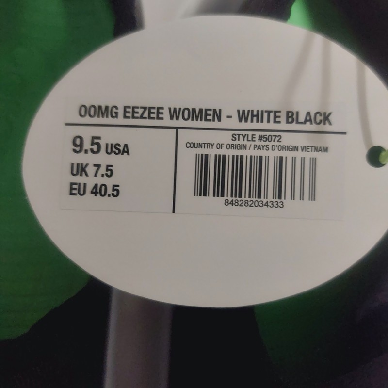 Oofos Oomg Eezee Recovery Walking Shoe Womens Size 9.5 Black White Slip On Shoes