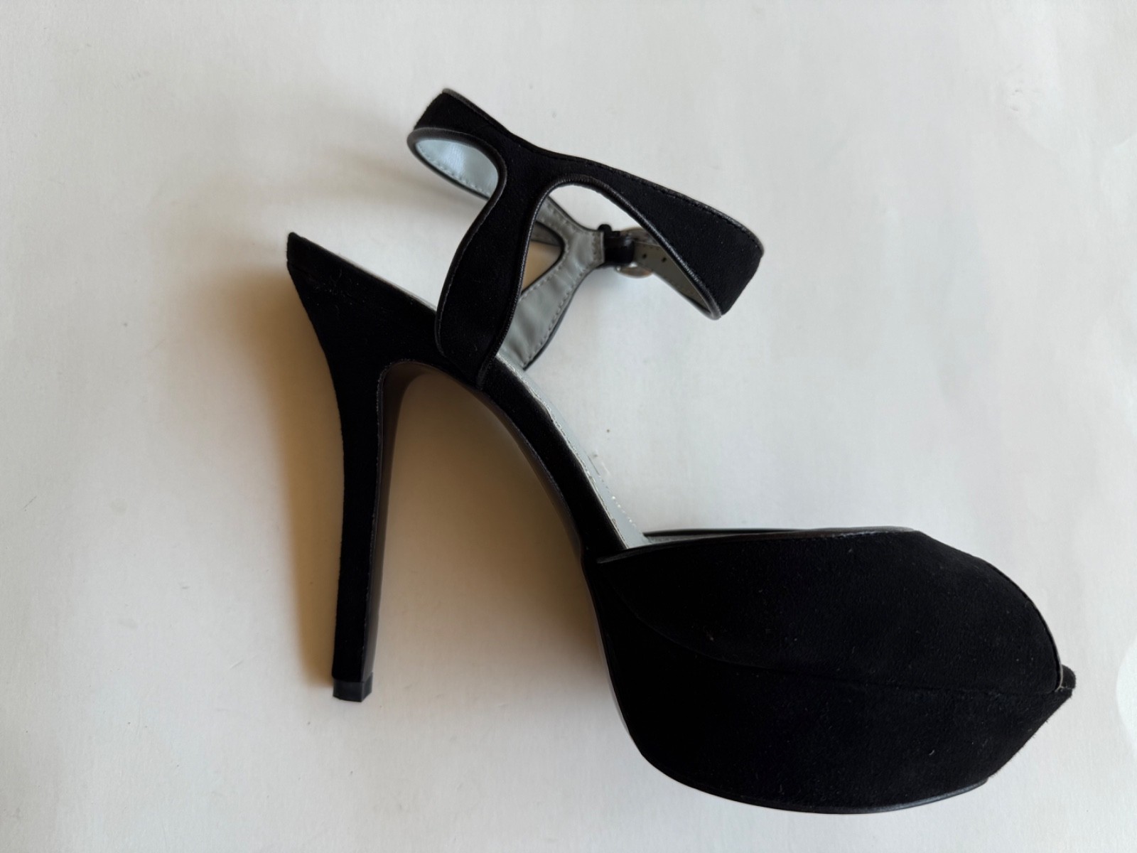 Lola Cruz España Platform High Heels Ankle Strap Black Suede Peep Toe Sz EUR 37