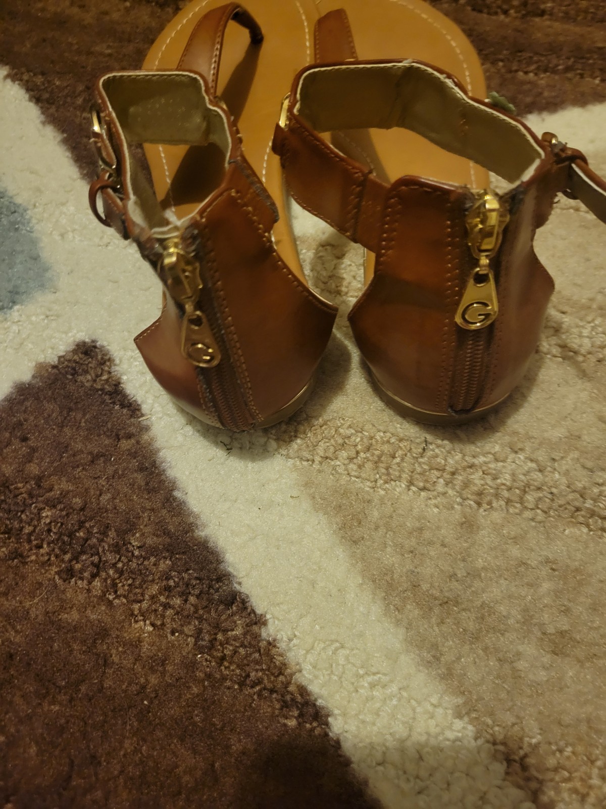 G by GUESS Women’s Sandals Size 8 1/2 M Brown Used Good Condition