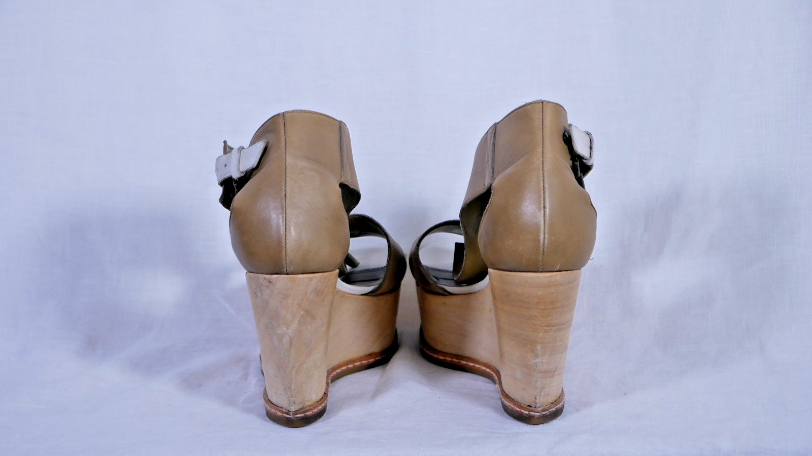 Derek Lam Wedge Sandals Open Toe Side Buckle Green Brown Leather Heel Size 37