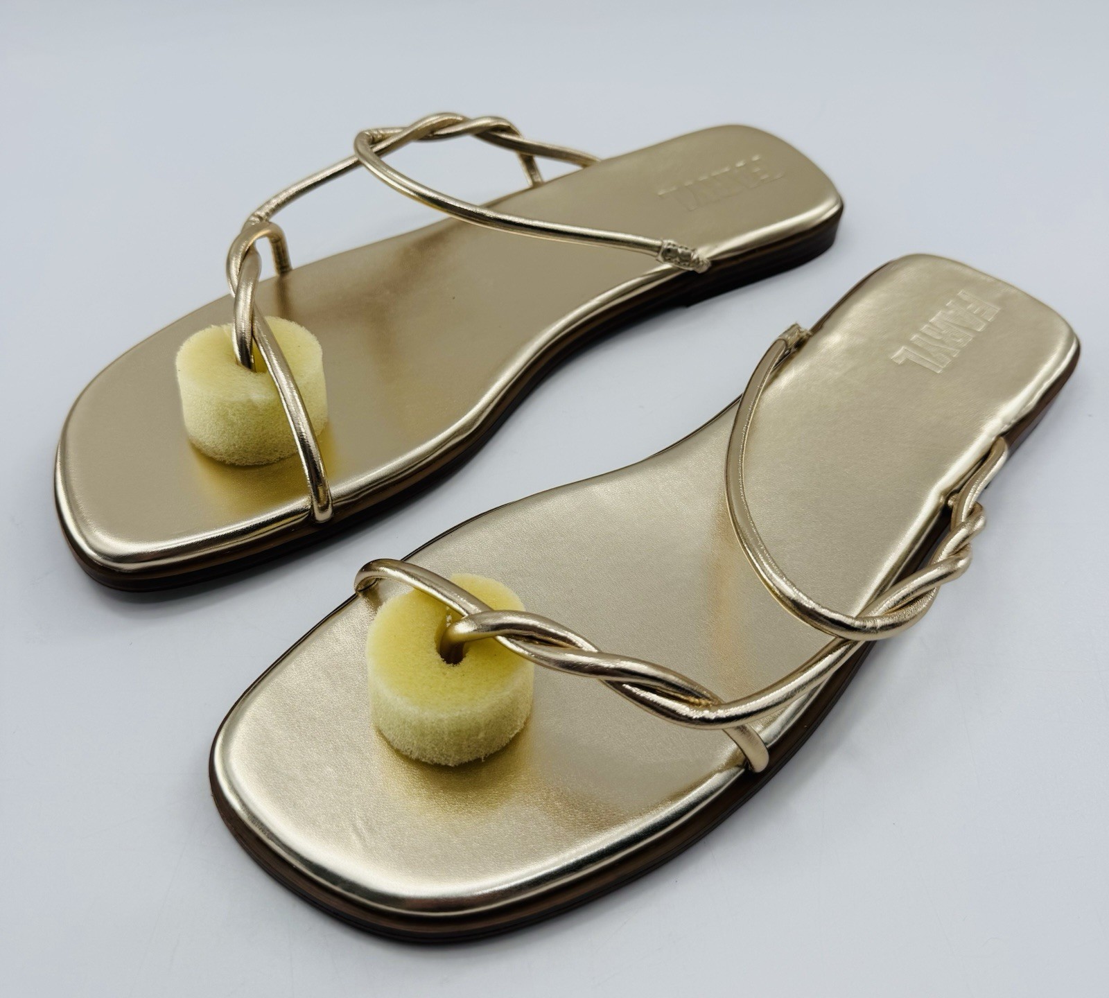 Gold Sandals Faryl Farylrobin Strappy Summer Slides Size 14 NEW Dress Shoes