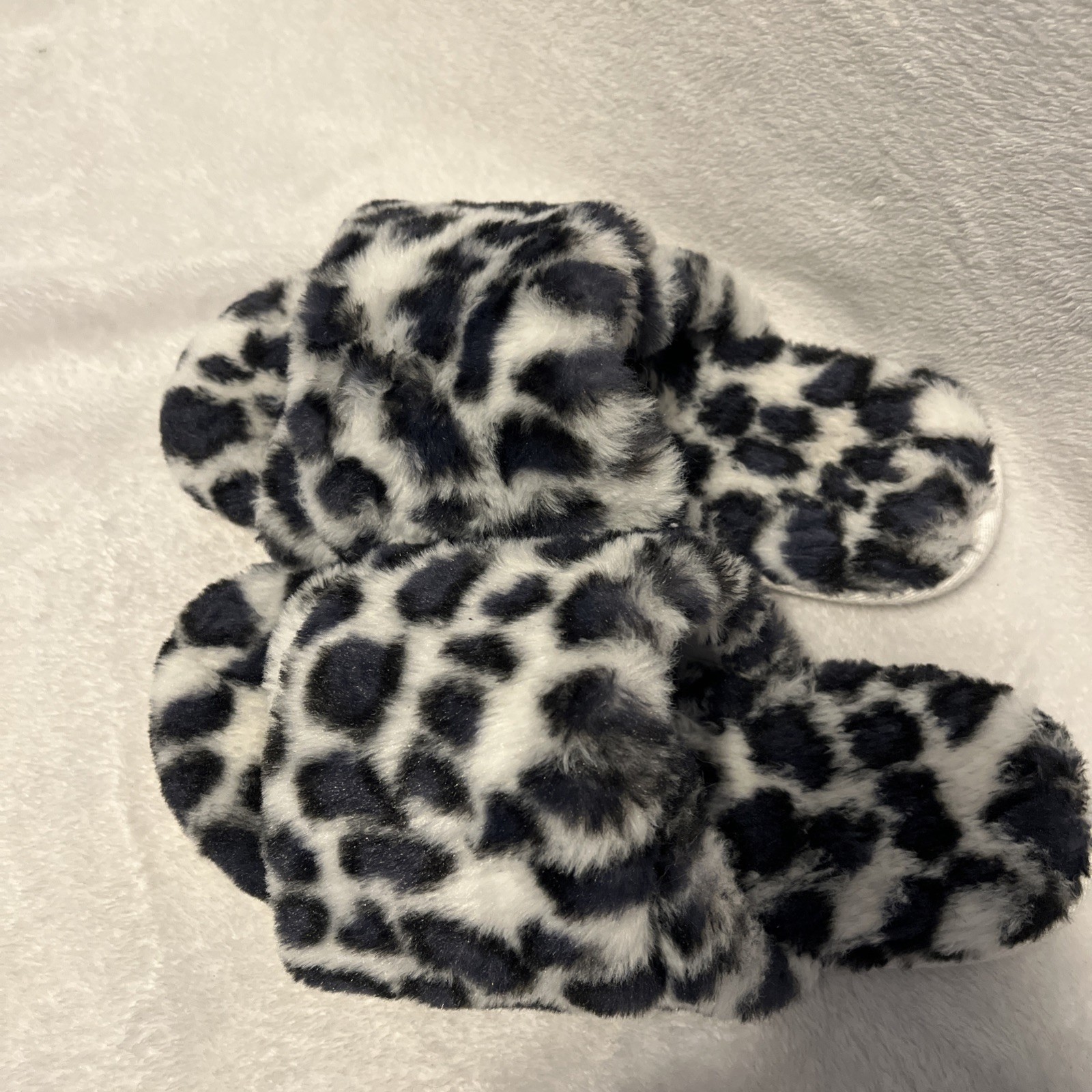 Aerie Leopard Print Fuzzy Crossover Slides Slippers Size 9