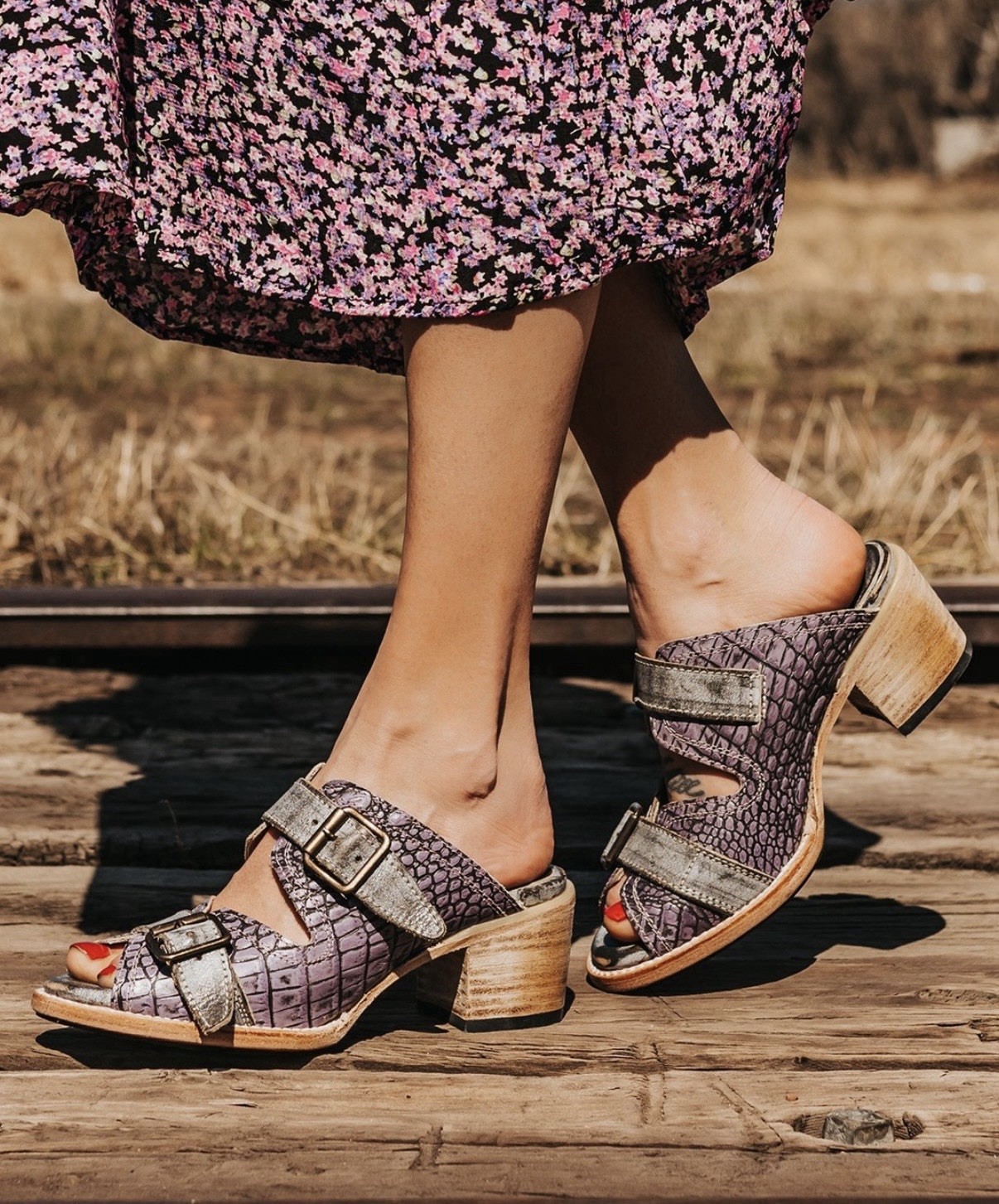 FREEBIRD By Steven CAPRICE Croc Leather Western Slide Heels Mule Sandals 8