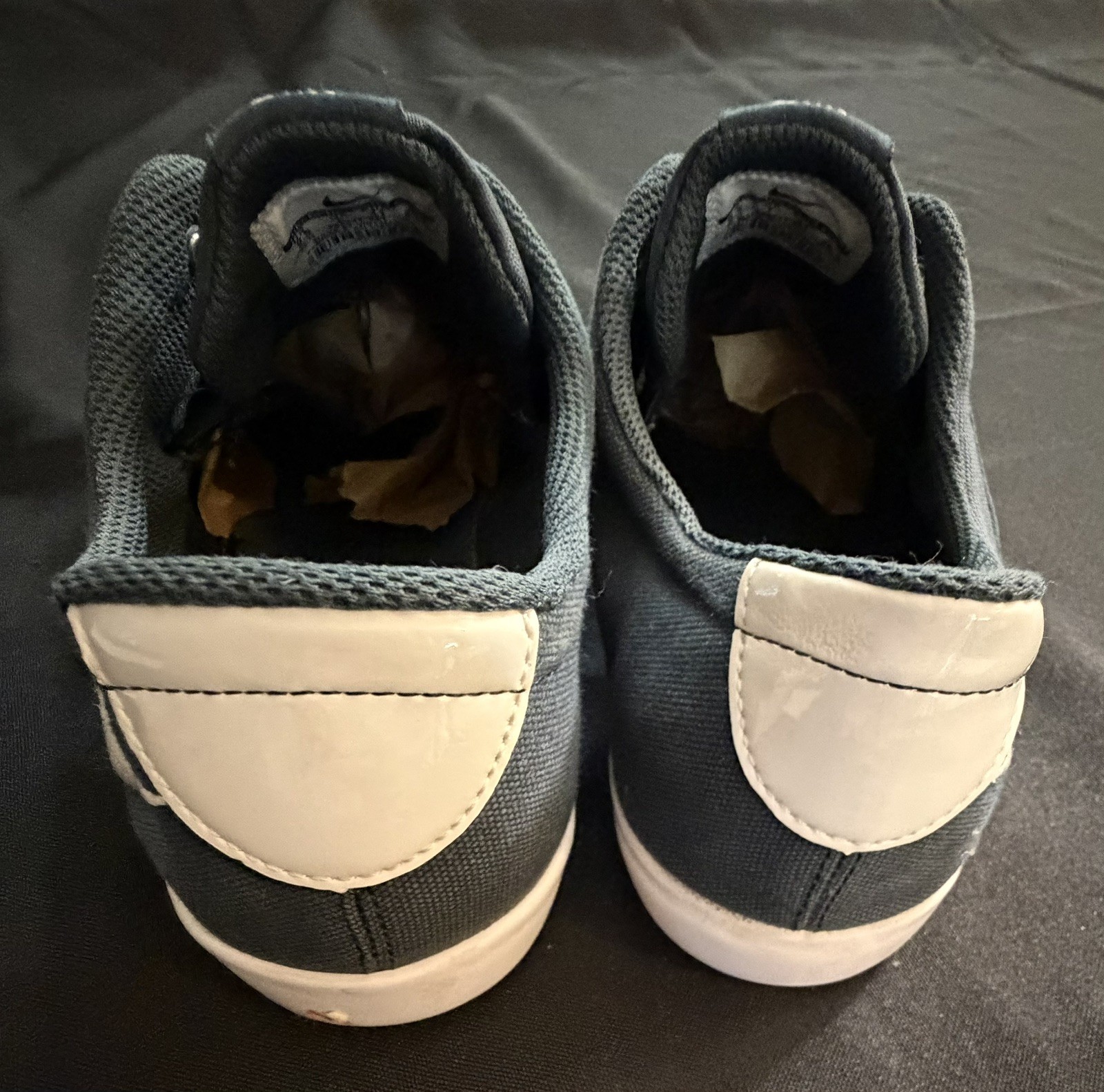 Nike Mini Canvas Sneakers Low Top 724747-001 Women’s Size 9.5 Navy Walking