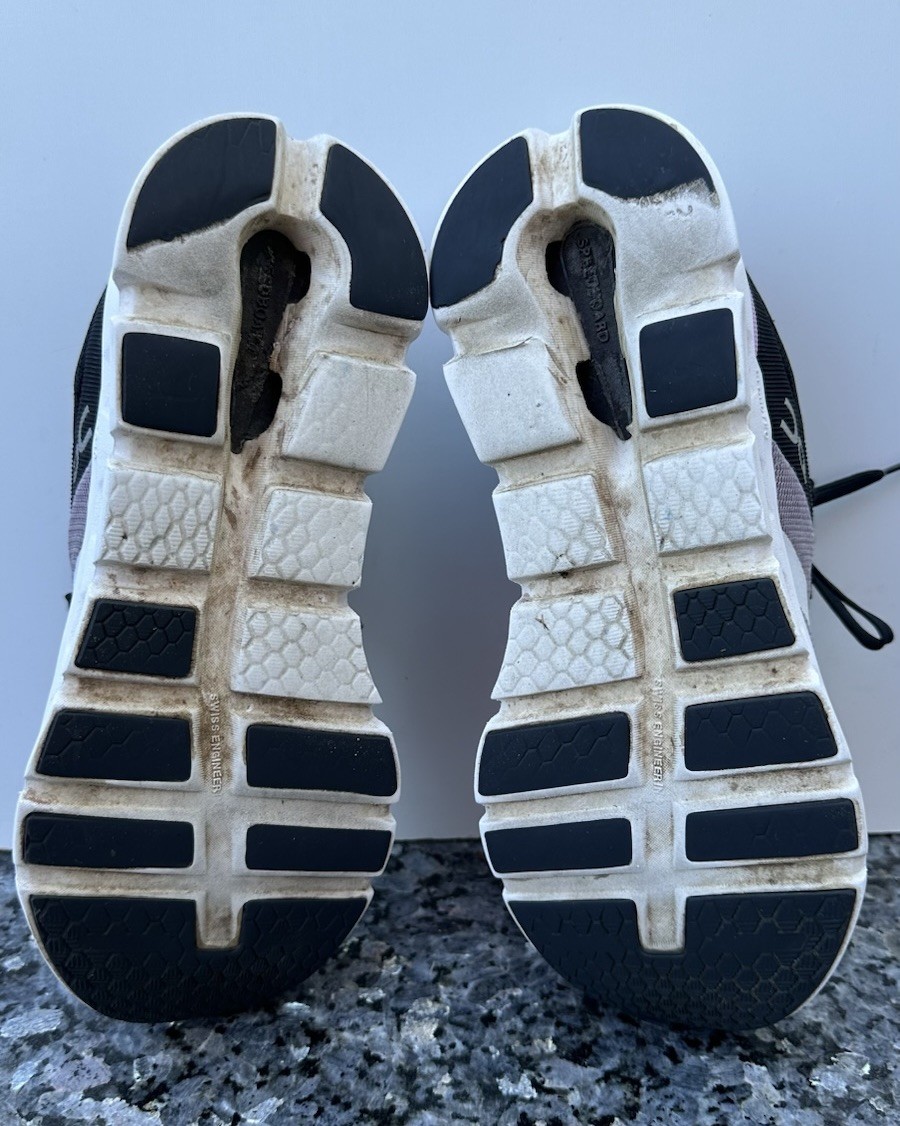 On Running Cloudrunner White Heron Shoes Women’s US 8.5 Grey Lavender Athletic