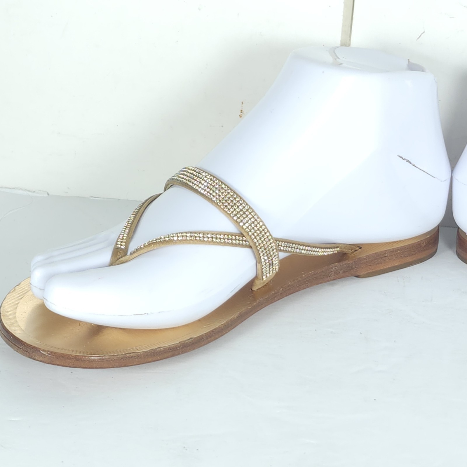 Pedro Garcia Women’s 36 US6 Gold Leather Swarovski Crystal Embellished Sandals