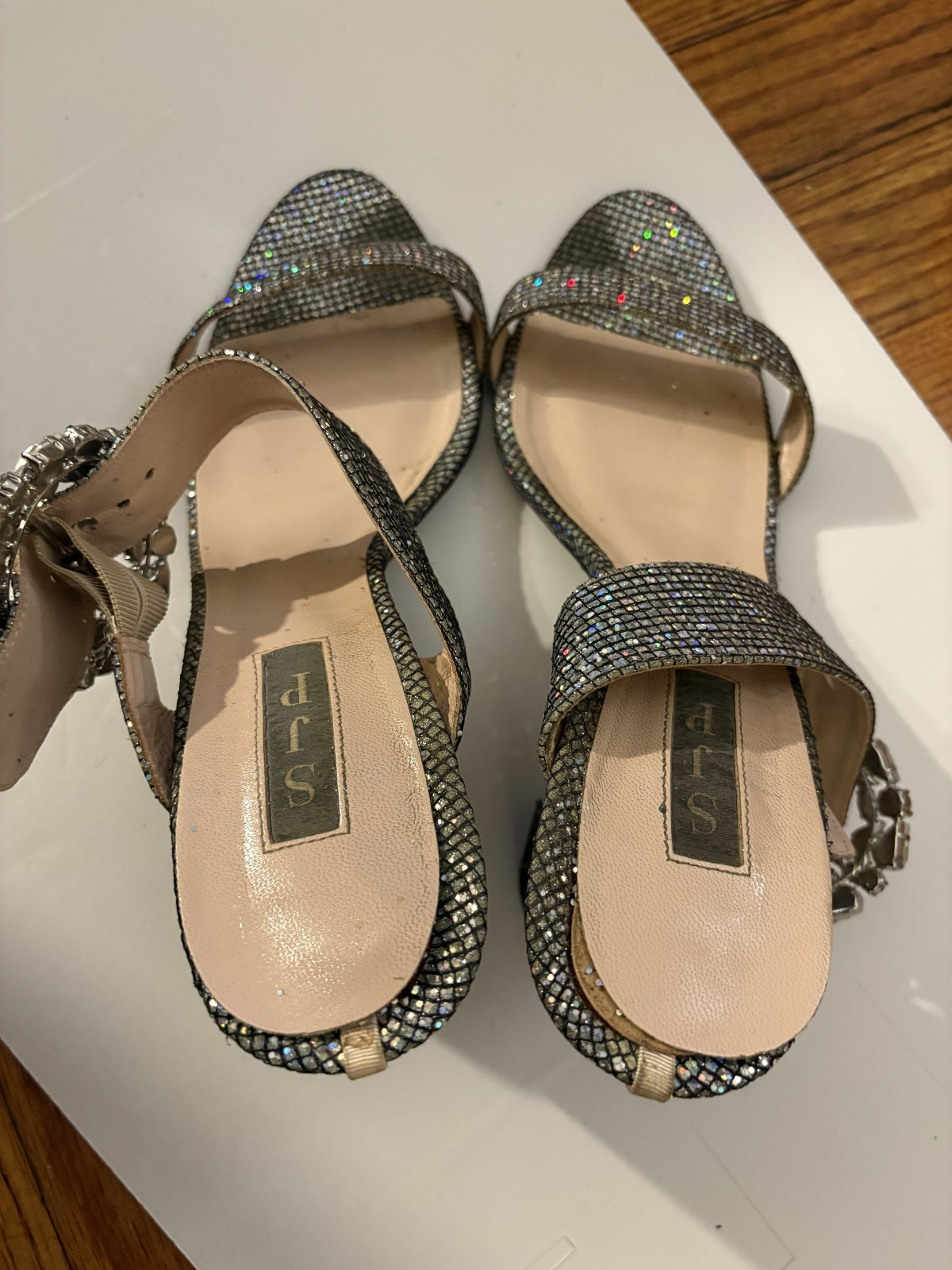 SJP Sarah Jessica Parker Celine Embellished Sparkle Buckle Pumps 10