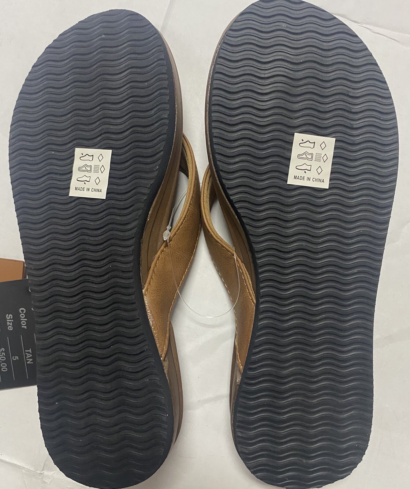 New Wave Embroidered Hibiscus Women’s 5 6 7 8 9 10 Flip Flops Sandals Surf