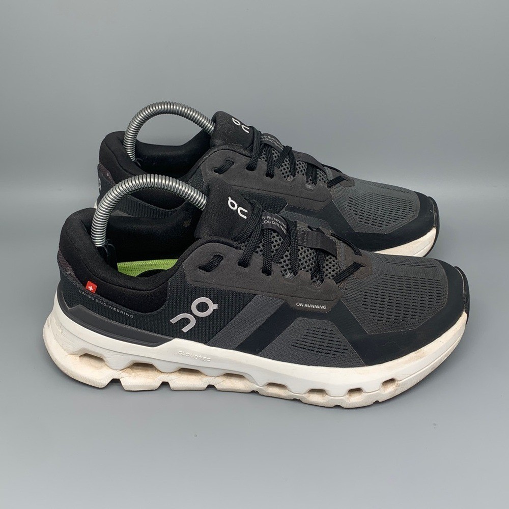 On Cloudrunner 2 Eclipse Black Running Shoes Women’s Sz 8.5