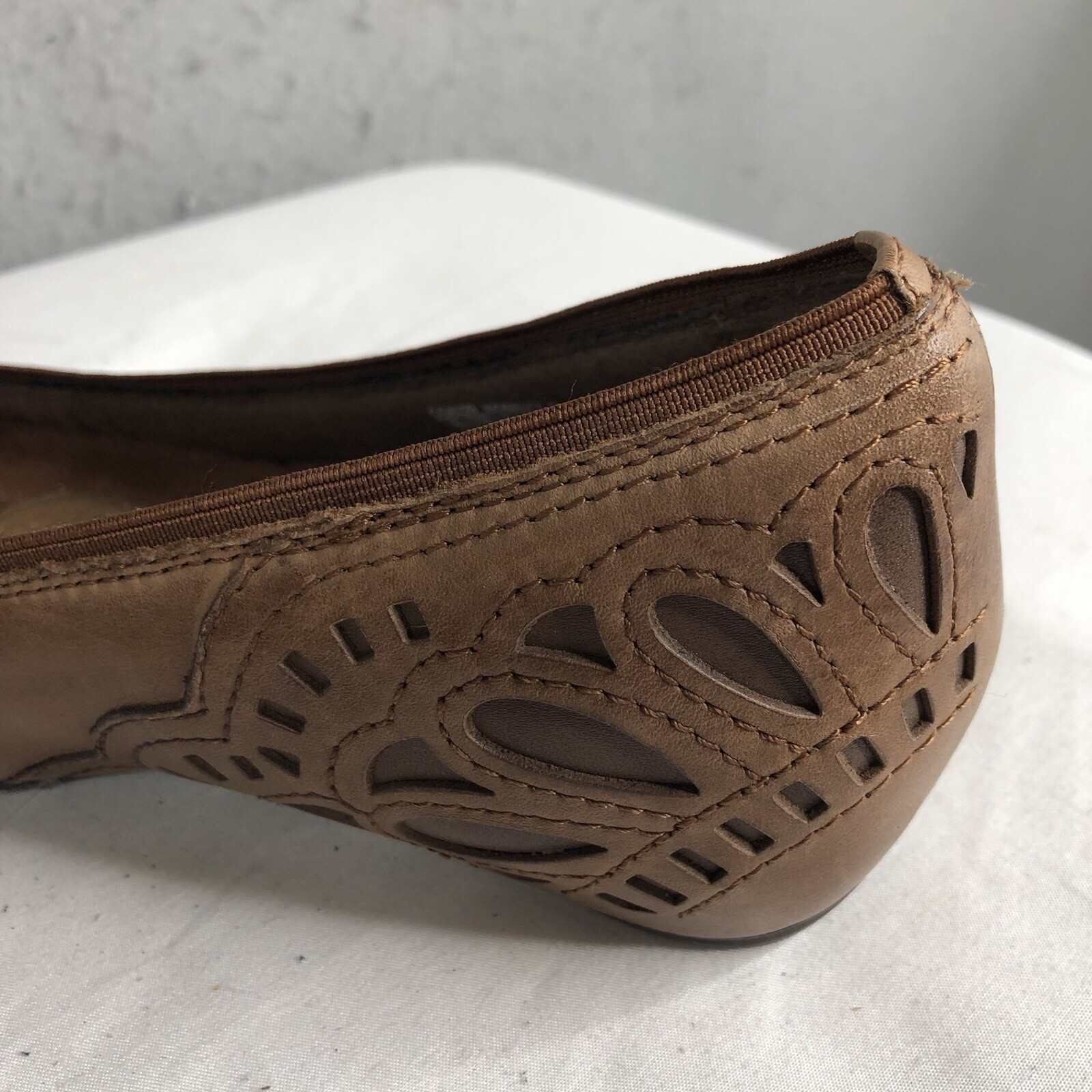 Rockport Flats Womens 7.5 Brown Cobb Hill Comfort Leather Cut Outs 100028