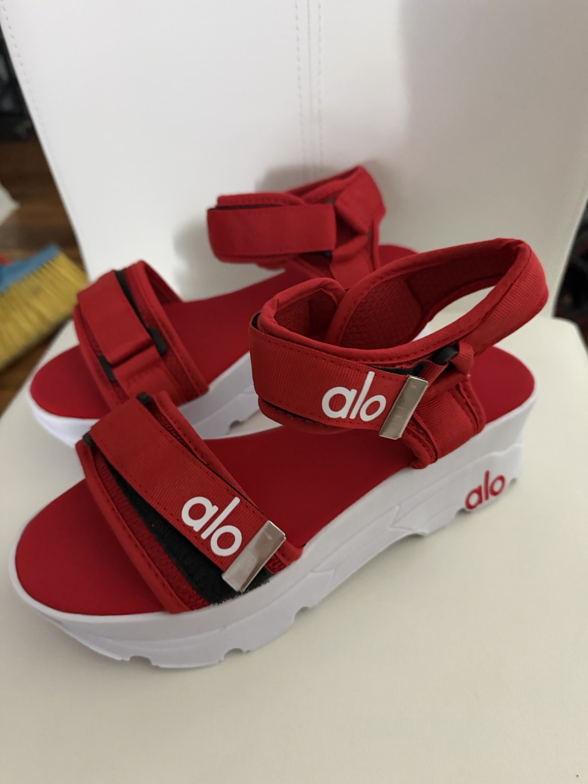 alo Red Platform Sport Sandals Logo Metal Buckle Adjustable Fabric Upper