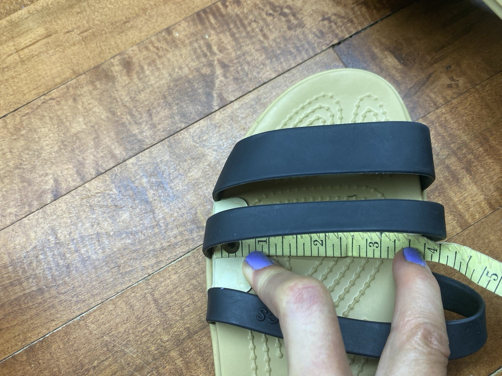 Crocs Tulum Open Flat Sandals Womens 9 Black Tan Strappy Slip On (Read 10 9.5 W)