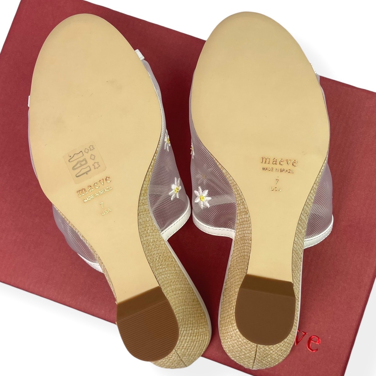 NEW Anthropologie Maeve Mesh Wedge Sz 7 White Embroidered Daisy Flowers Open Toe