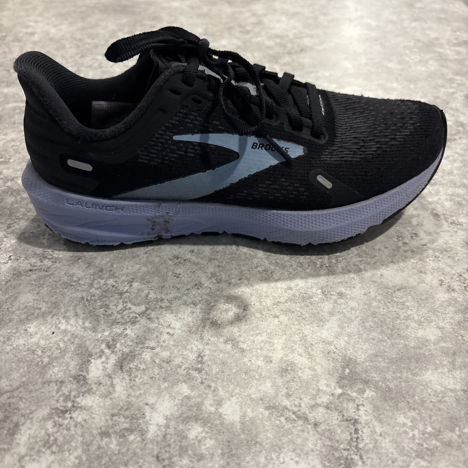 Brooks Launch Woman’s 6 Shoes Running Walking Sneaker Black Blue 1203731B060