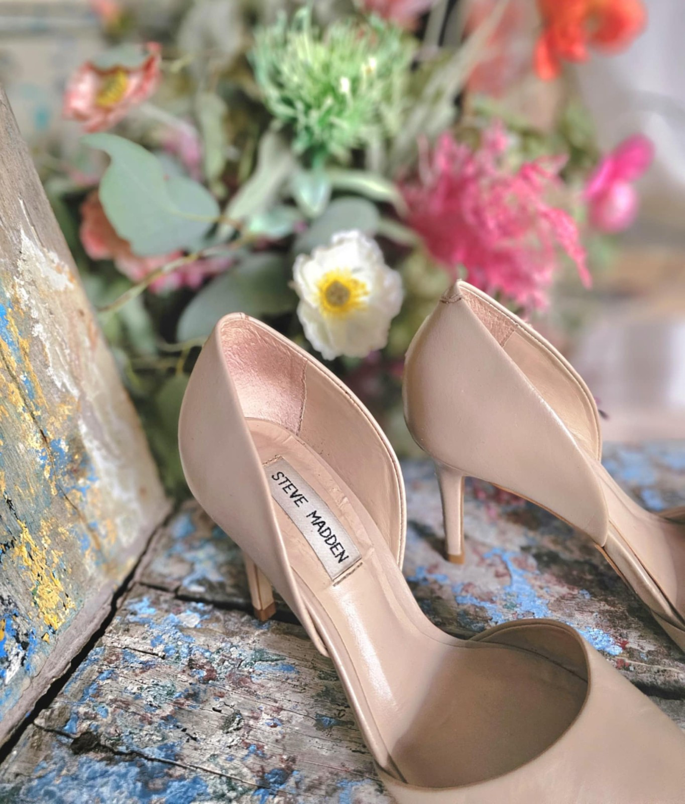 STEVE MADDEN Nude Beige Stilletto Closed Pointed Toe Heels Pumps SIZE AU 6.5 EUC