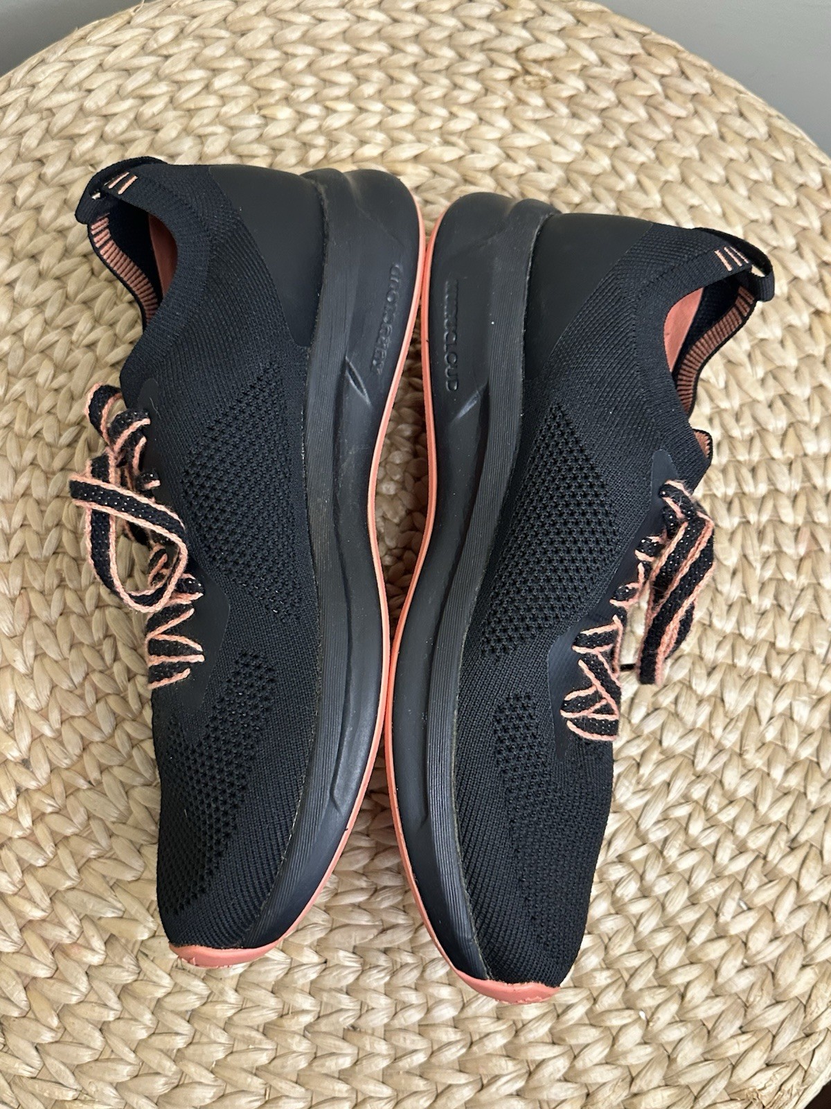 KURU FLUX Black-SoftCoral NOVAKnit EVA Foam Running Shoes Women’s 9.5 Sneakers