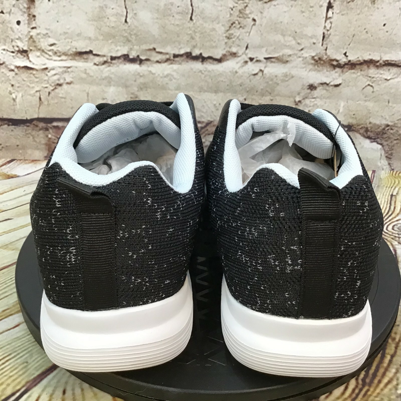 Vepose New York Women’s Black Super Lightweight Mesh Comfort Control Sneakers 8