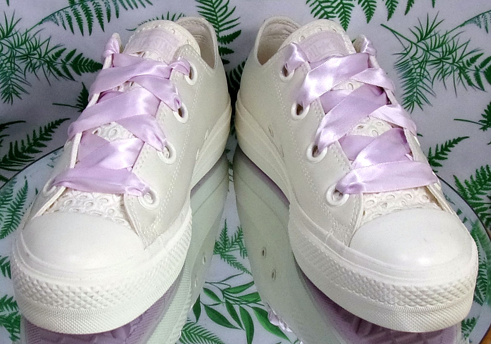 CONVERSE CHUCK TAYLOR LIFT PLATFORM MATTE SATIN SNEAKERS SHOES US WOMENS SZ 10.5