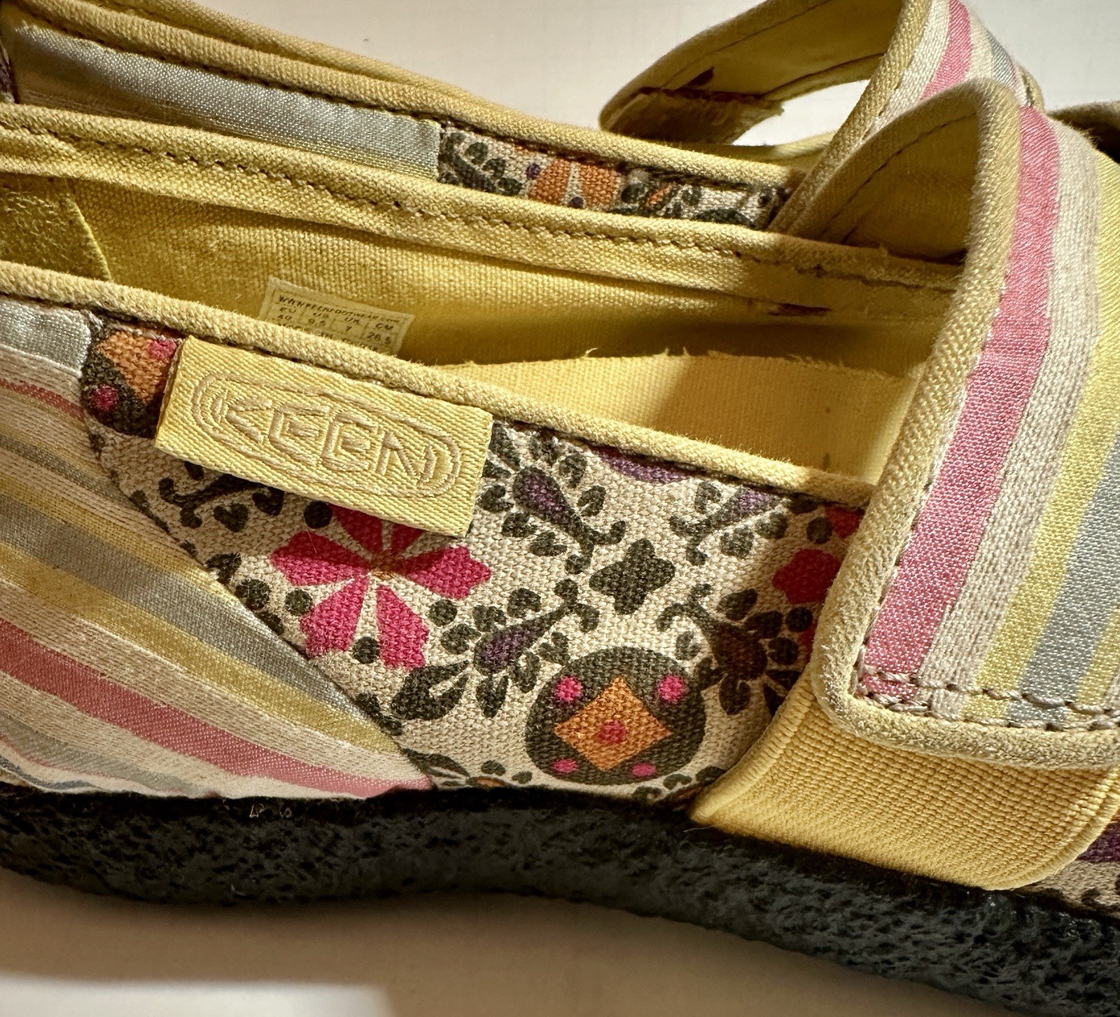 KEEN Sienna Mary Jane Floral Canvas Comfort Shoes Women’s 9.5 EU 40 1005553