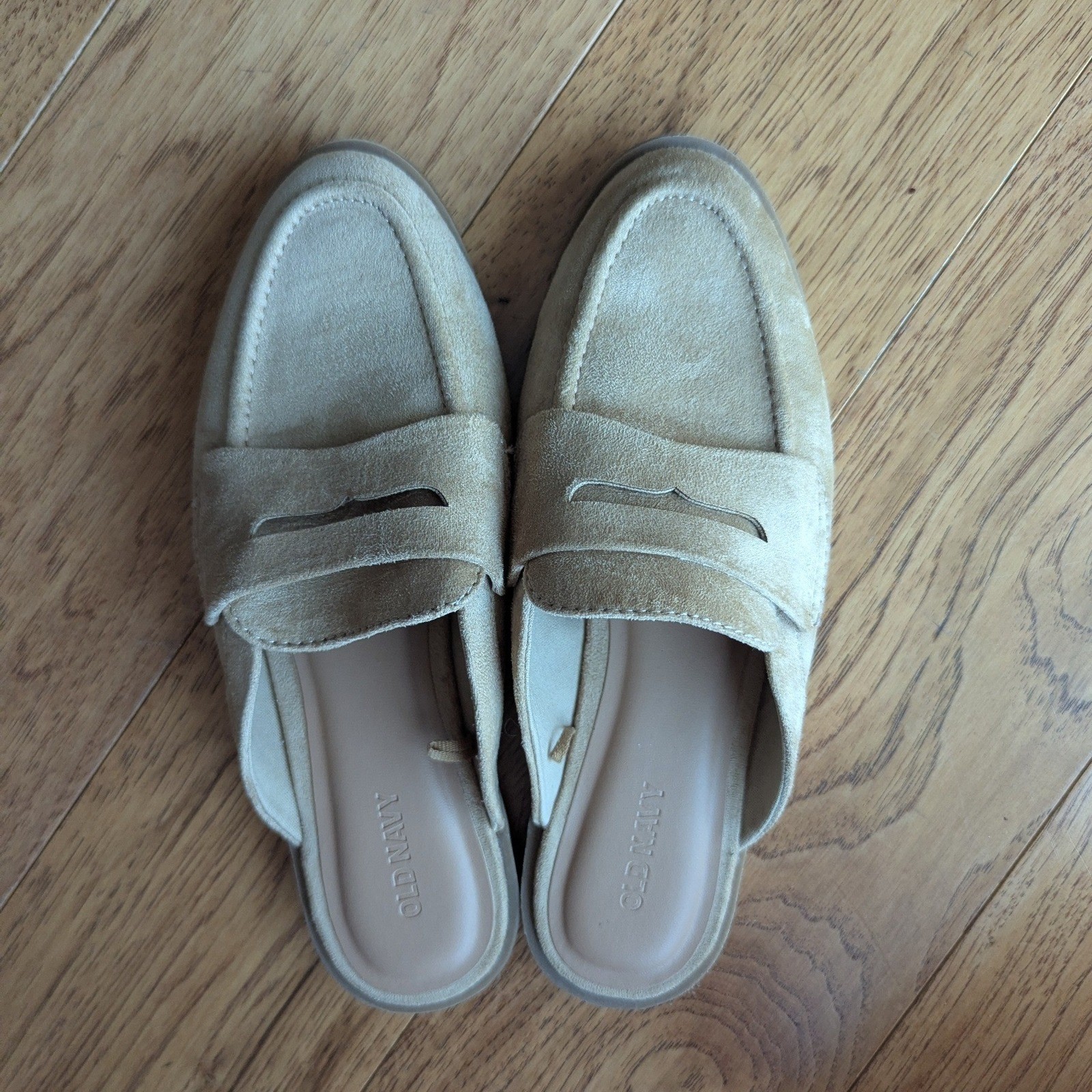 Old Navy Sand Beige Vegan Suede Loafer Mule Flats Womens Sz 7 Minimalist Preppy