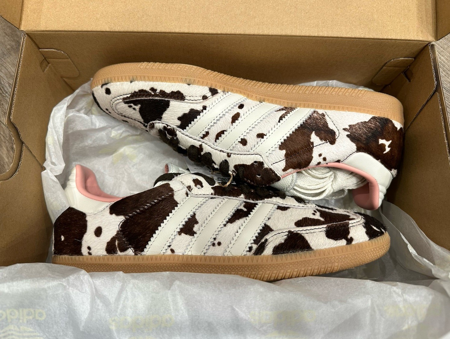 Men’s 10.5 adidas Samba OG Womens Cow Print 2025 JR1256 Brand New Women’s 11.5
