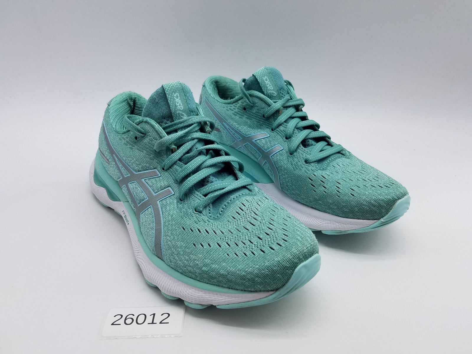 Asics Gel-Nimbus 24 Women’s Size 7.5 Running Shoes Turquoise