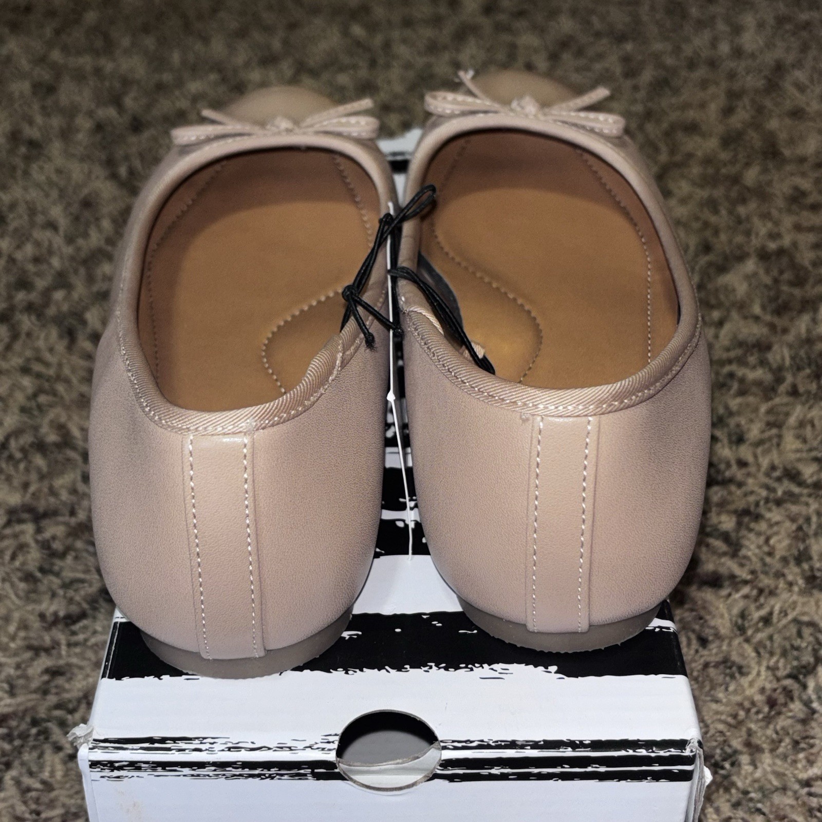 dv by Dolce Vita “Moxy” Classic Office Shoe Cushioned Ballet Flat (Café) NEW 6.5