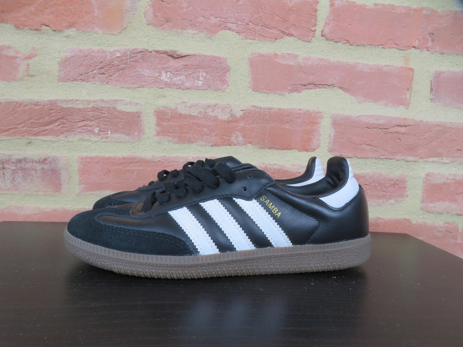 Adidas Samba Shoes Womens 6 Mens 5 Black White Soccer Athletic Leather Low