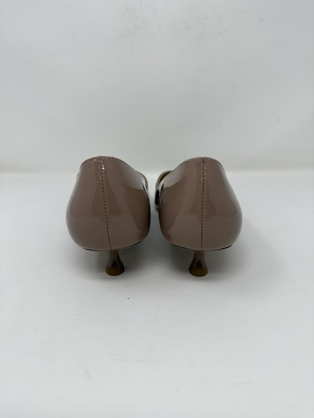 New Stuart Weitzman Eva Kitten Heel Pointed Toe Pump Fawn Sz 8