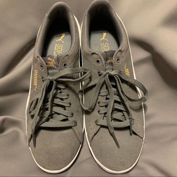 Puma Smash v2 Sneakers Women’s Size 10 Grey Good Suede SoftFoam+Low Top Shoes