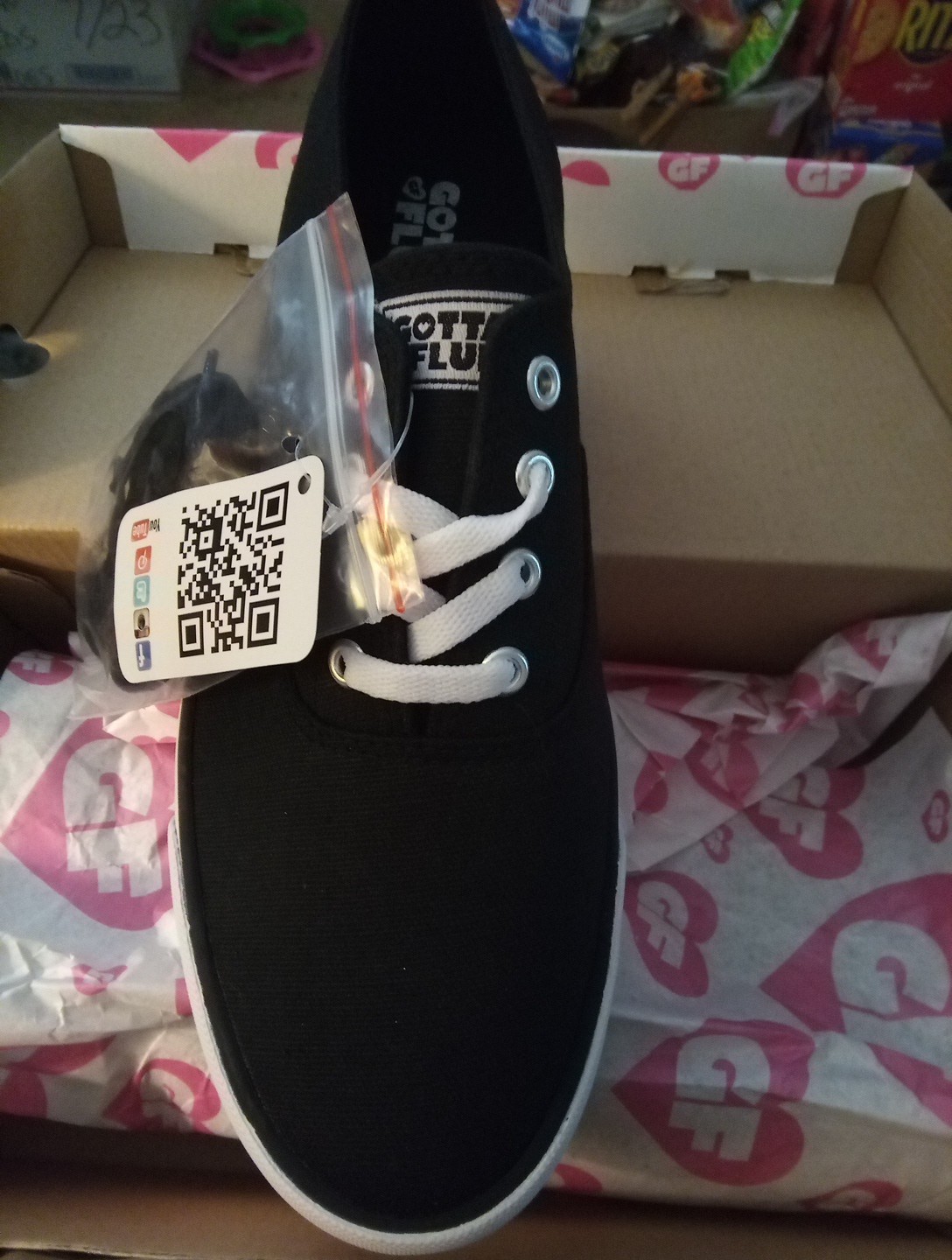 Gotta Flurt Sneaker Shoes Size 9