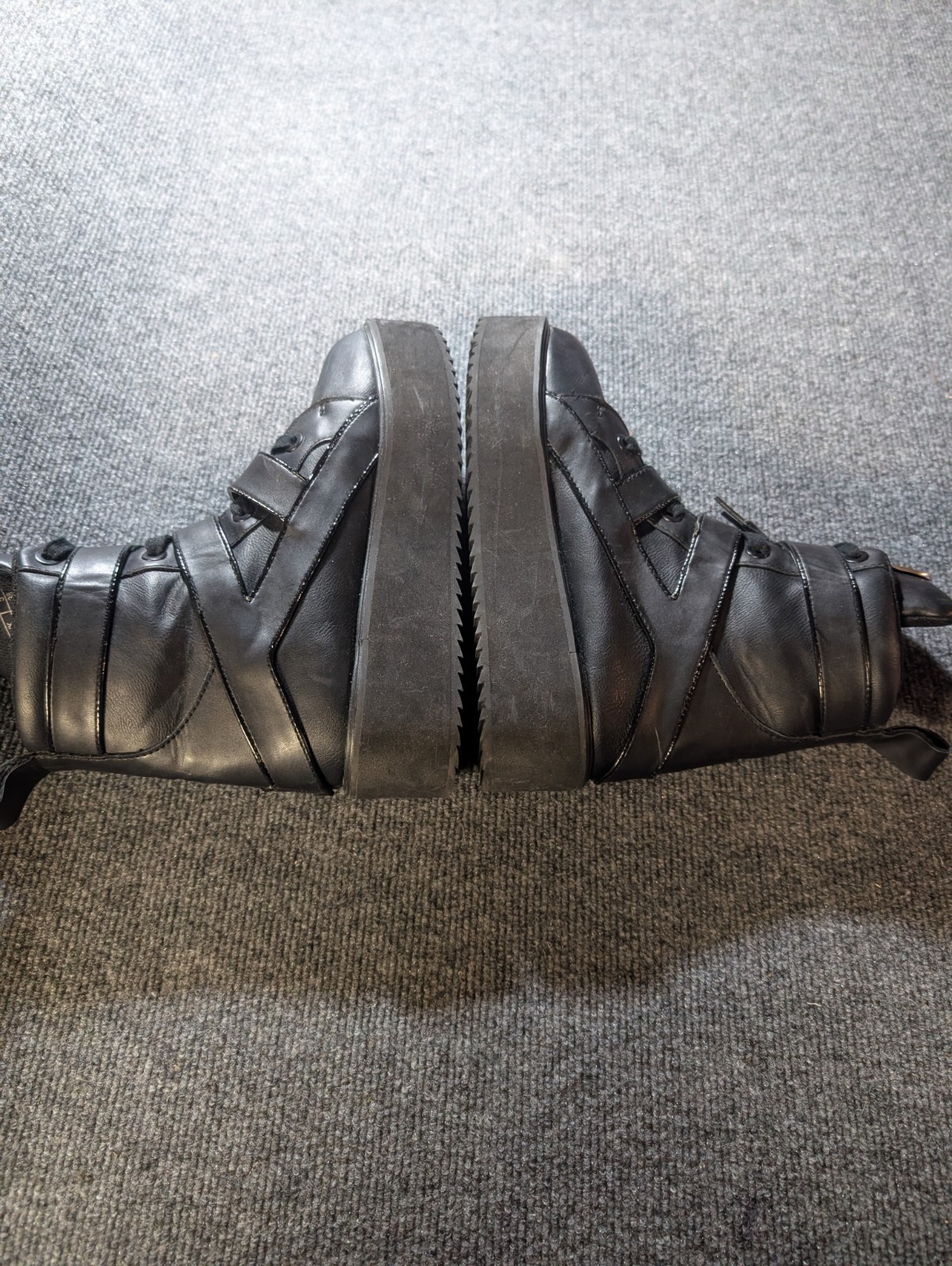 Killstar «She’s Out There» Womens Platform Boots Size 7