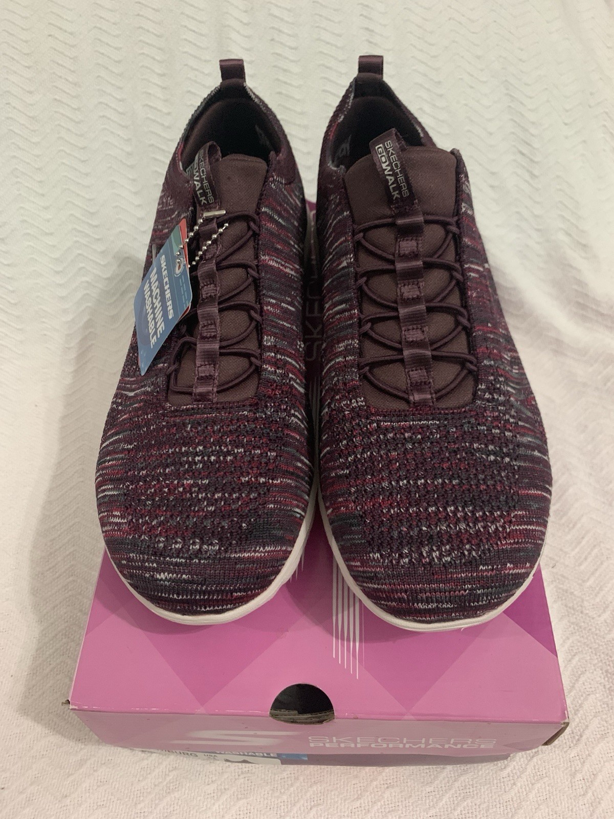 Skechers GO WALK Classic Radiant Moon Women’s 9.5 Wide Burgundy Slip On