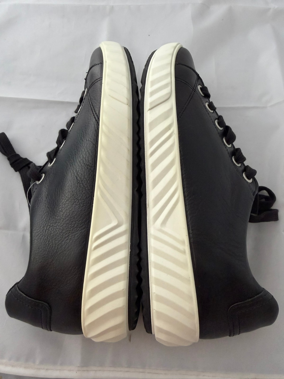 Ara Women’s Alexandria Shoe Sneaker- Black Leather, Size Women 6 NEW