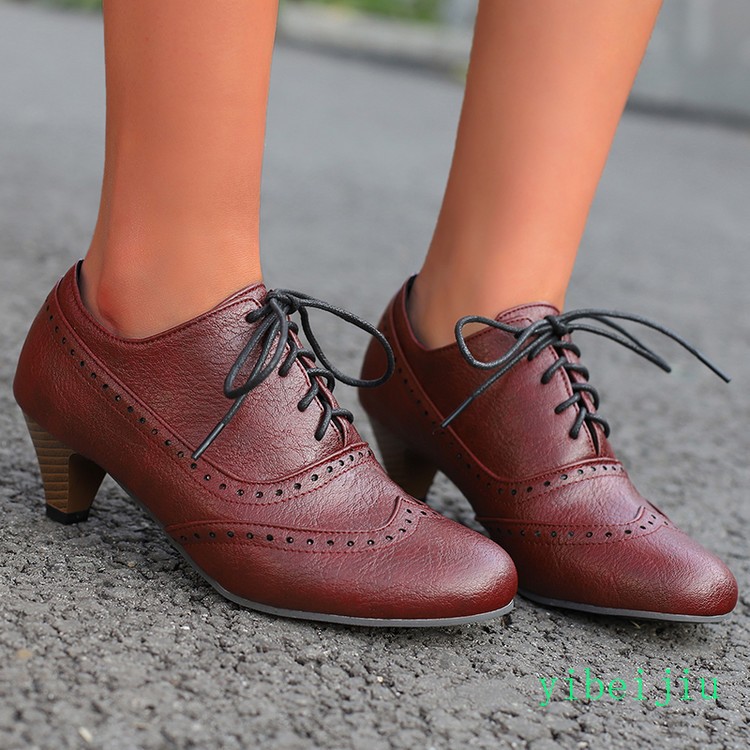 Spring Women’s Low Kitten Heel Wing Tip Lace Up Brogue Shoes Vintage Plus Size