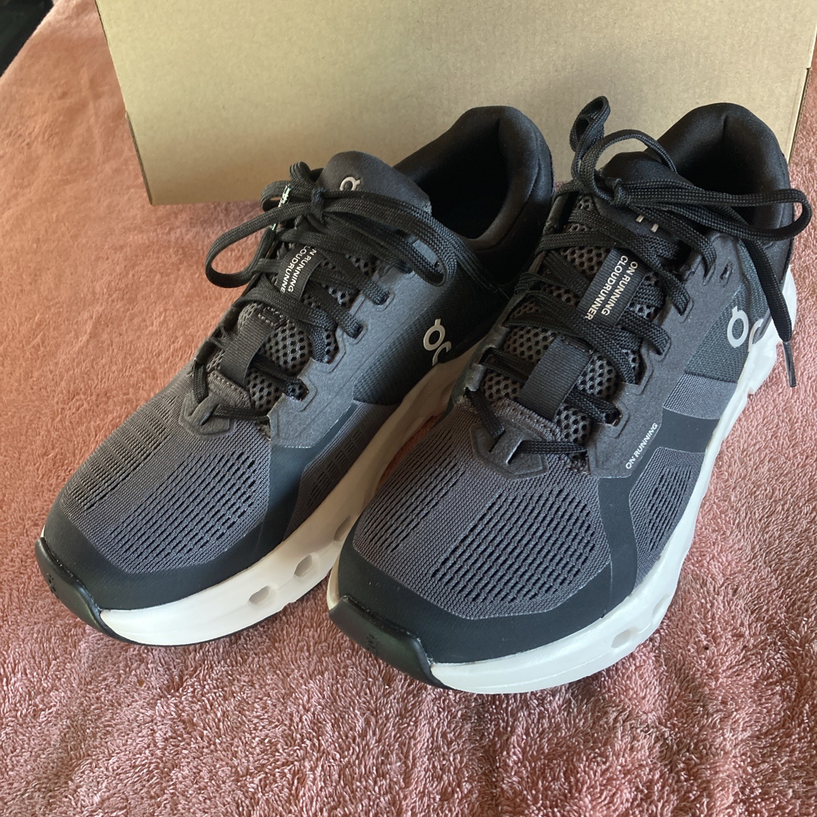 On Cloud Cloudrunner 2 Lace Up Shoes Women’s Size 7.5 Eclipse/Black