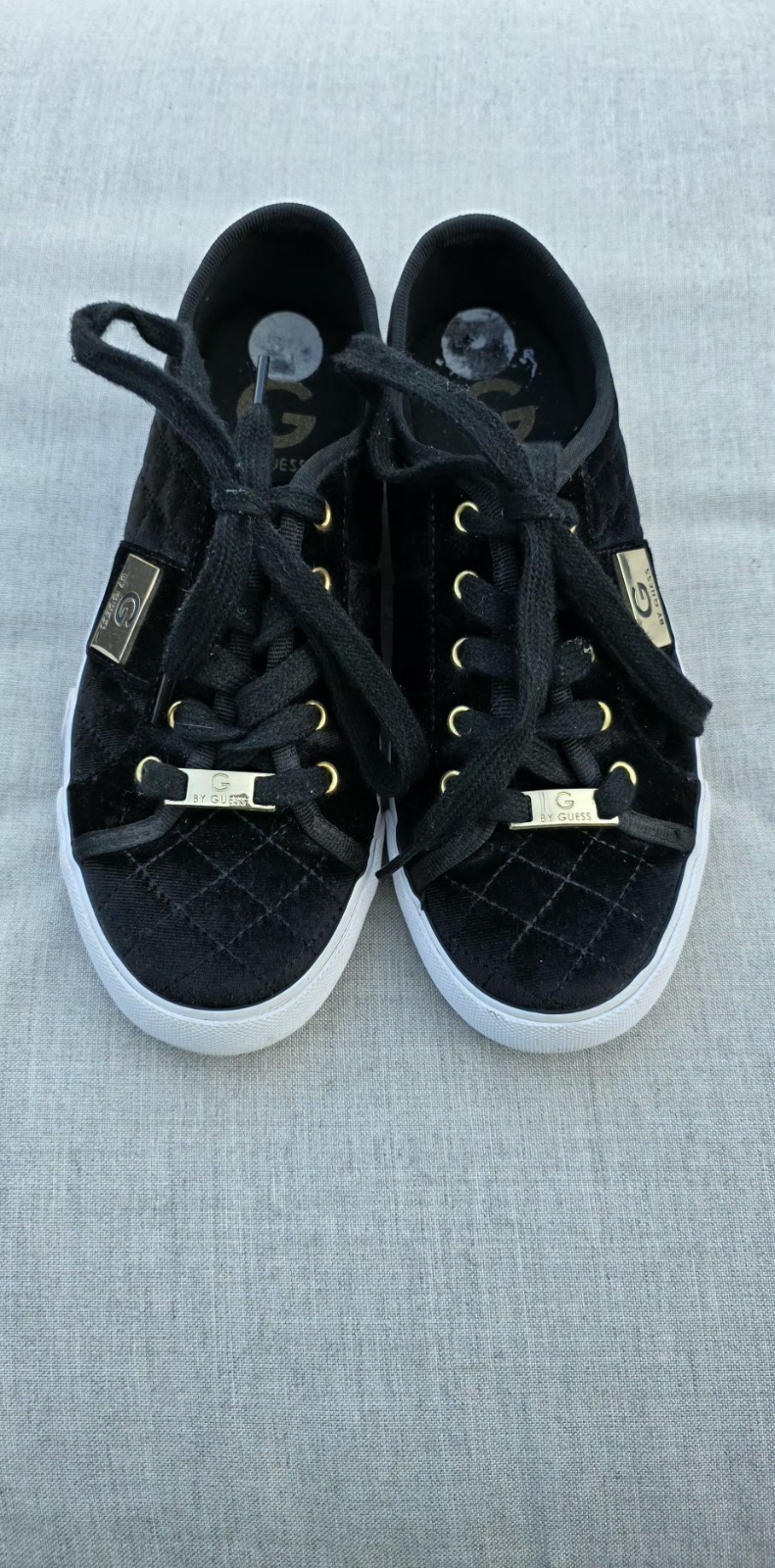 G by GUESS Los Angeles Byrone Black Quilted Textile Sneakers Gold Logo