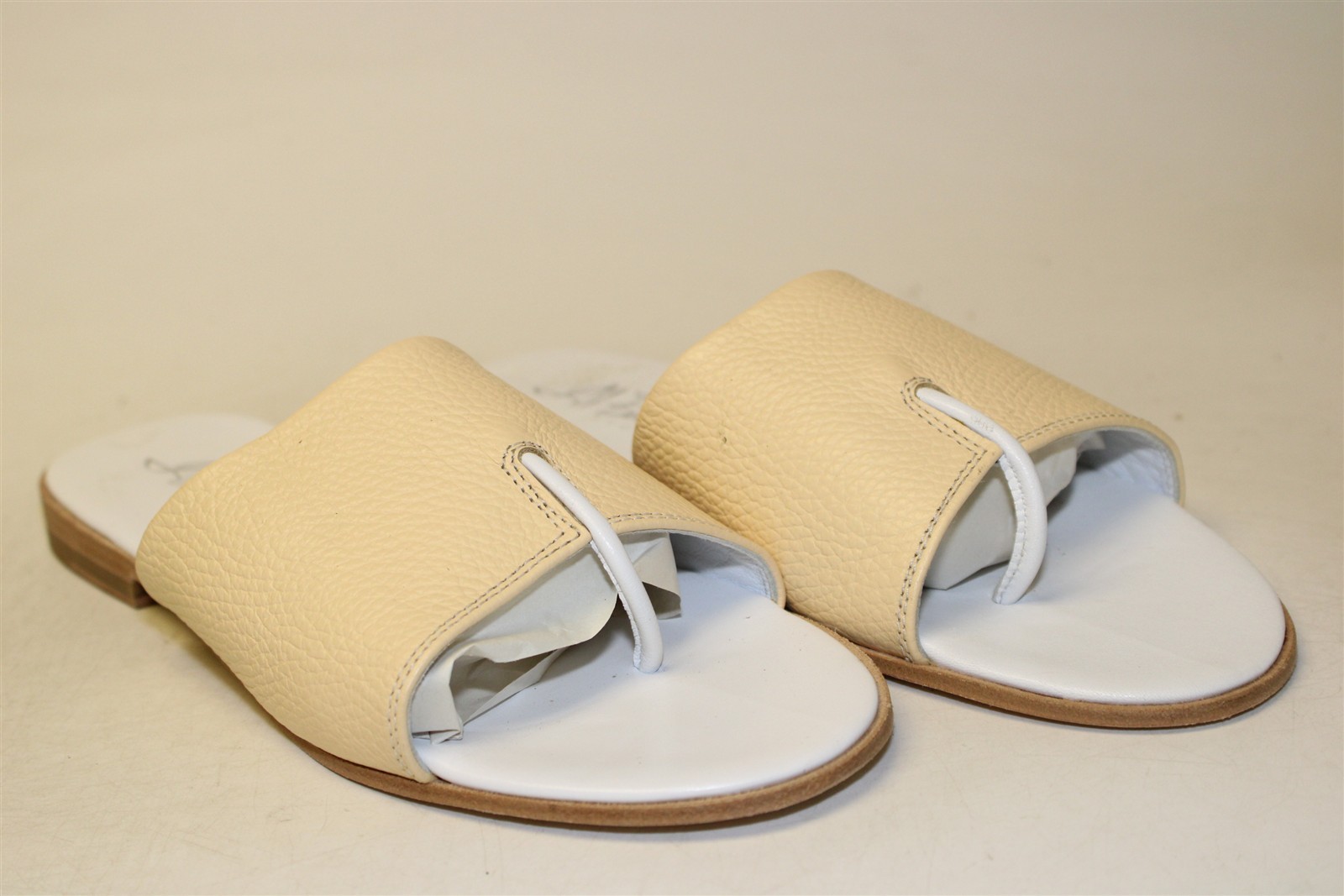 Al Bacio Buttercream Leather Toe Post Slides Italy Made Womens 9 39 Shoes D057