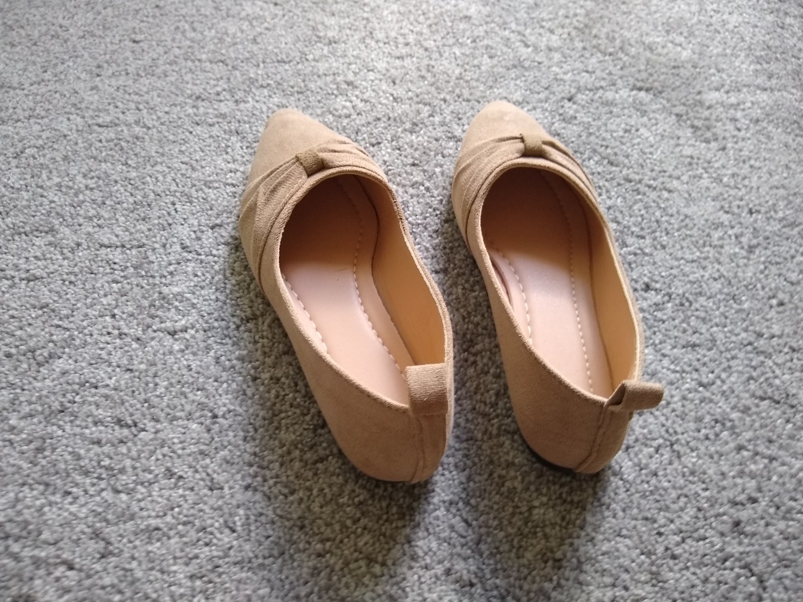 Tan Women’s shoes, Philippines style, size 6, no brand, very cute