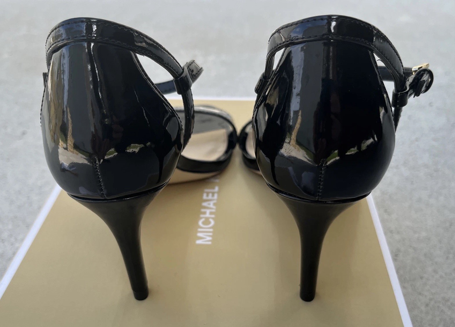 Michael Kors Sandal Pump Heels Size 5 M Special Occasion Simone Mid Heels