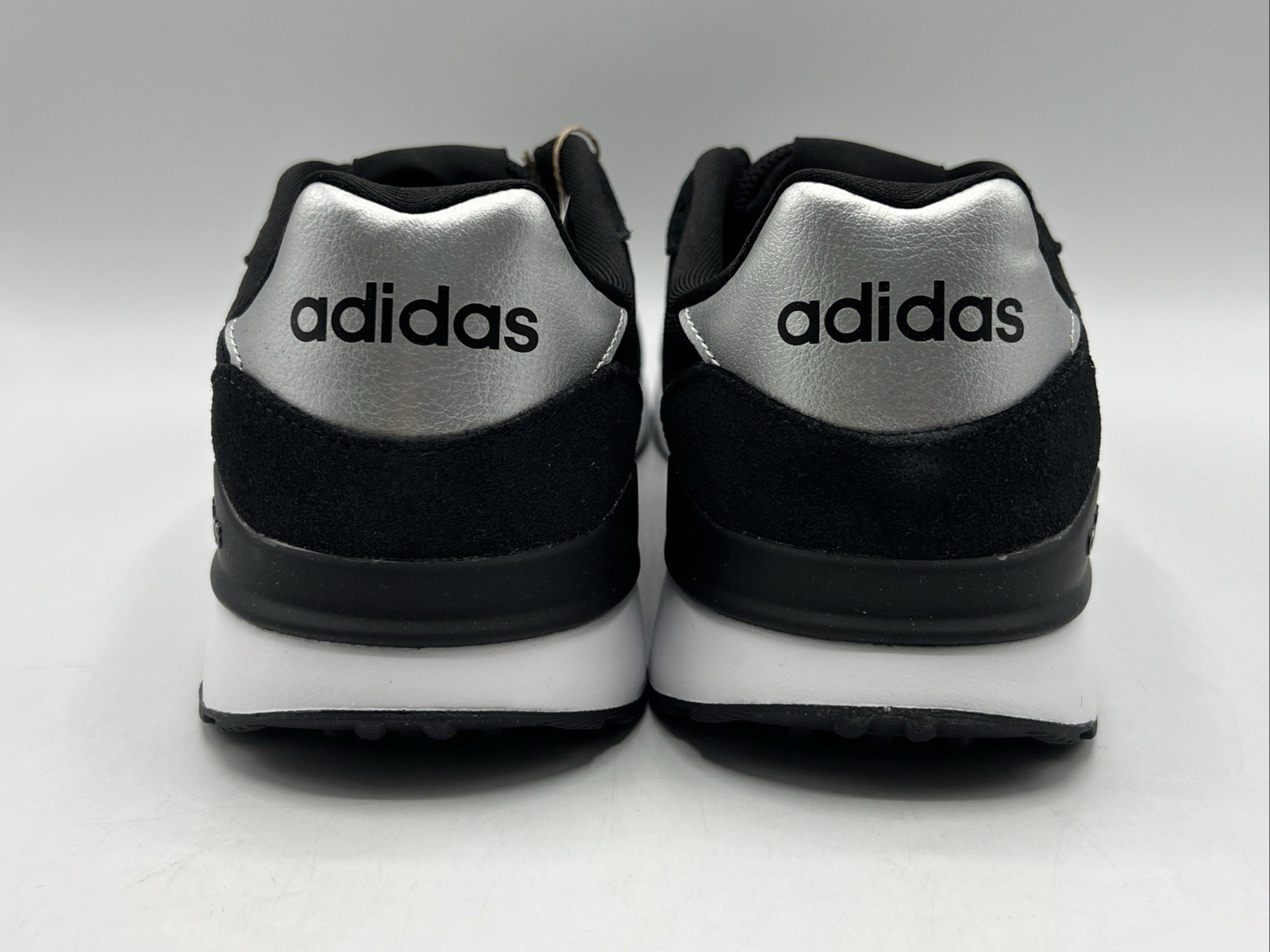 Adidas Run 60s Women’s Size 7 Black Silver Athletic Sneakers JR6626 New