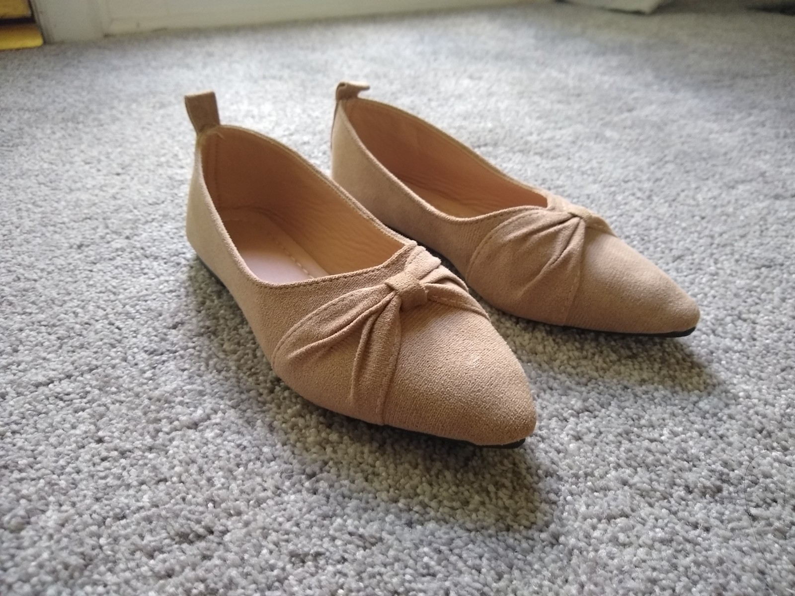 Tan Women’s shoes, Philippines style, size 6, no brand, very cute