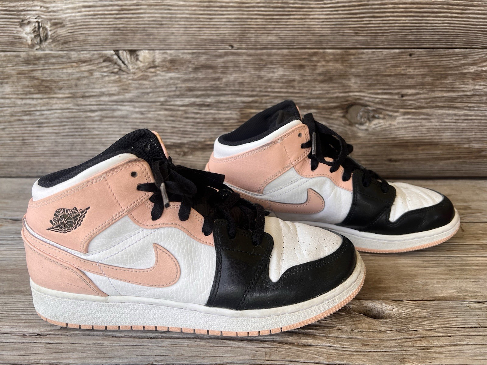🩷 Nike Air Jordan 1 Mid High Tops | 6Y (Women’s 7.5) | Pink/Black/White