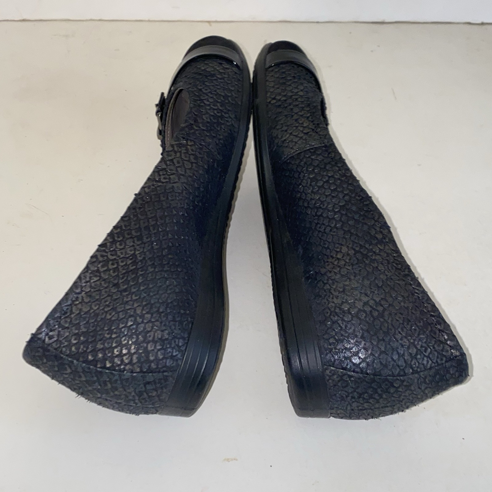 Ecco Touch 15 Black Reptile Cap Toe Ballet Flats Womens Size 35 (US 4 – 4.5 )