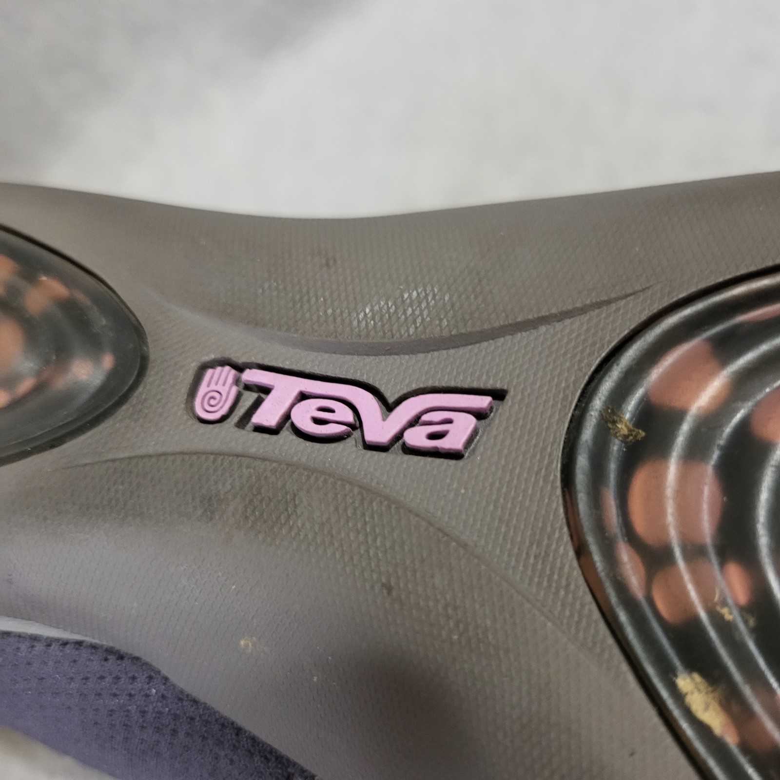Teva Mary Jane Flats Shoes Women’s 8.5 M Grey Lavender Mesh Strappy Water Sports