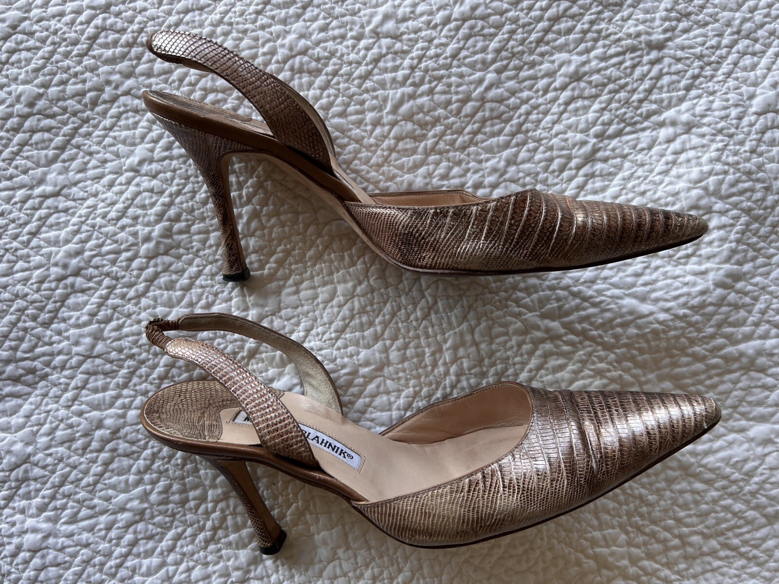 Manolo Blahnik Heels Metallic Rose Carolyne Python Slingback Pumps Gold 7