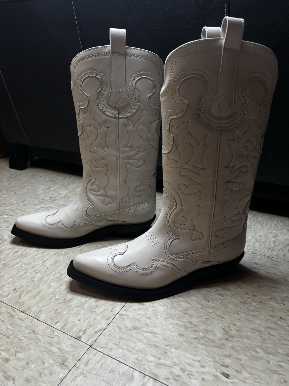 Ganni WHITE MID SHAFT EMBROIDERED WESTERN BOOTS – EGRET ( Origin $825 )
