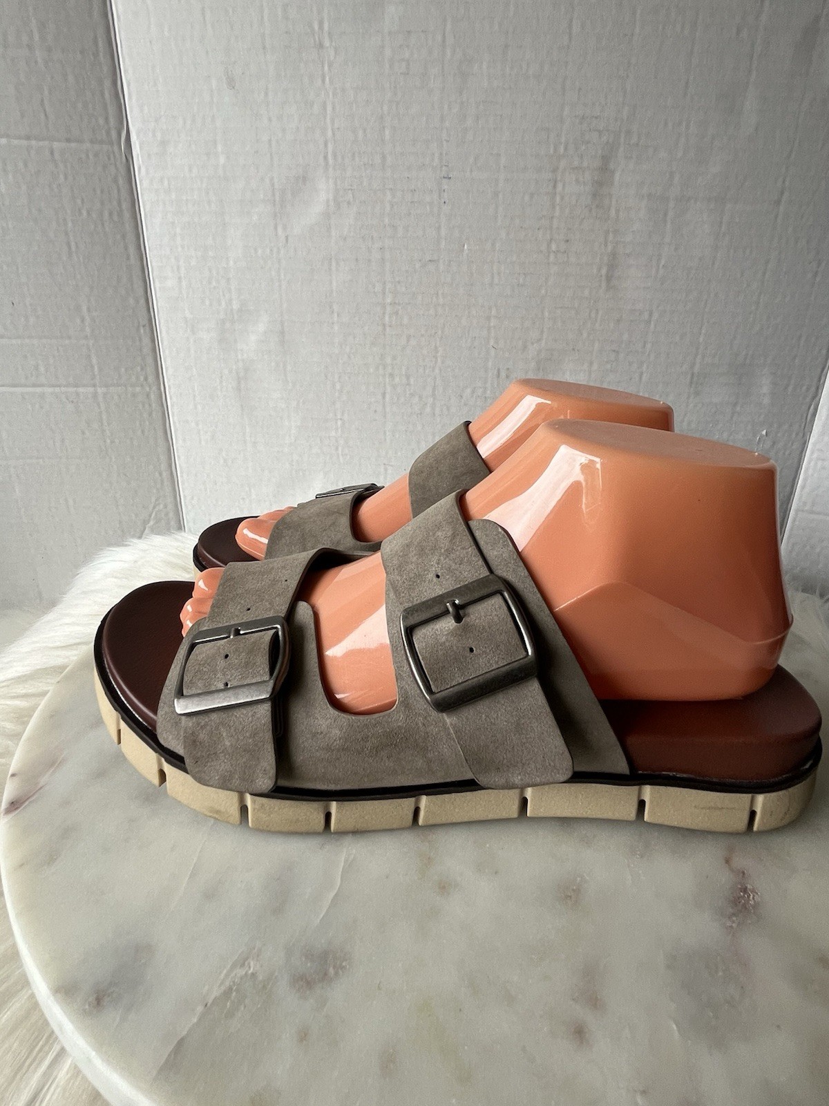 MIA Leila Women’s Size 8.5 Beige Brown Slide Sandals Double Straps and Buckle